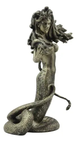 Medusa Statue C/12