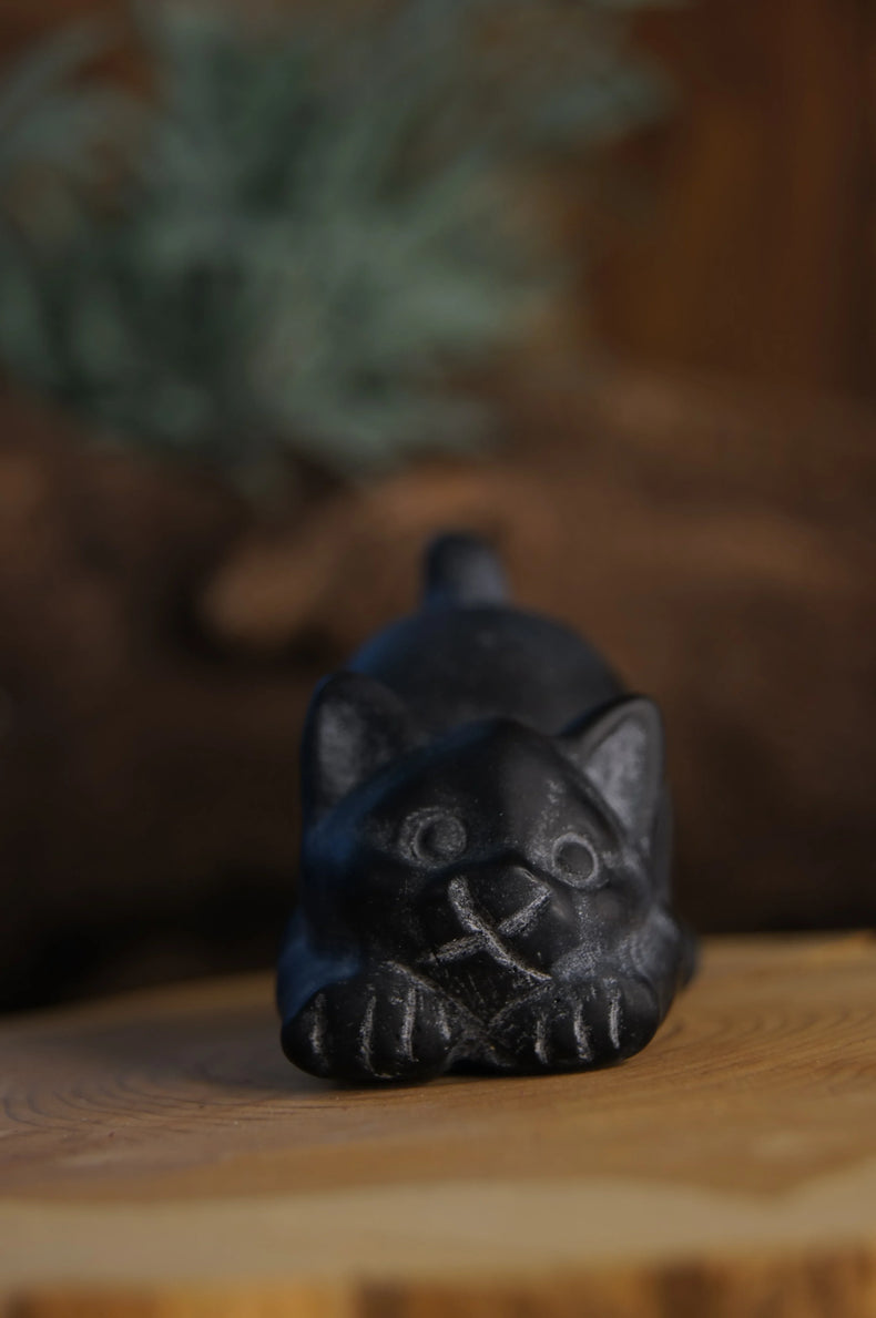 Obsidian Cat