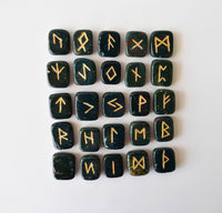 Rune Set - Bloodstone