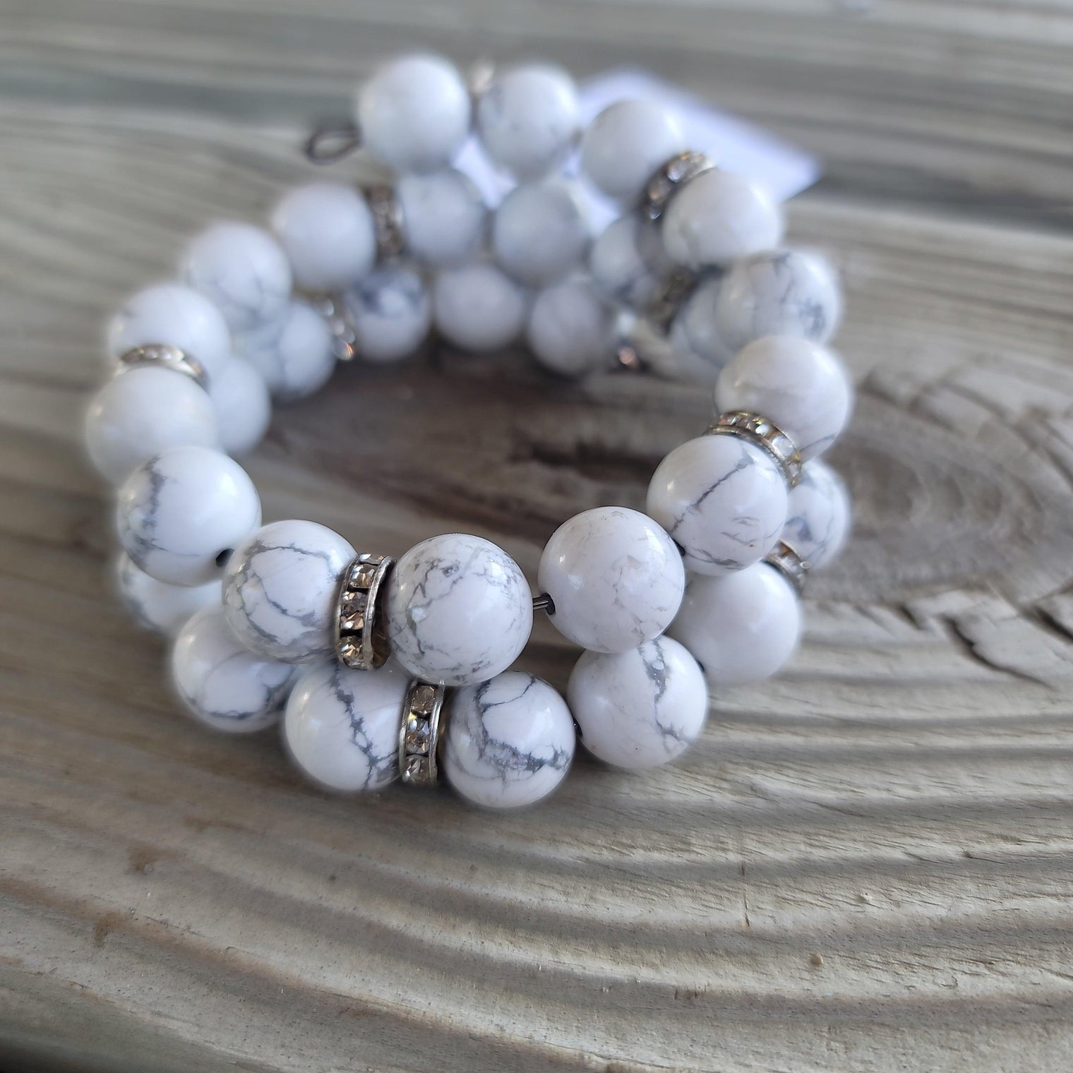 Howlite Double Wrap Bracelet - Wild Raven