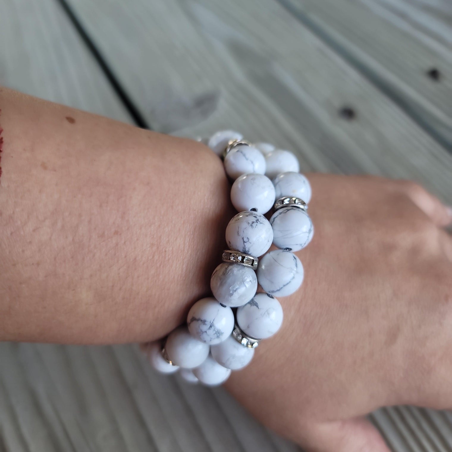 Howlite Double Wrap Bracelet - Wild Raven