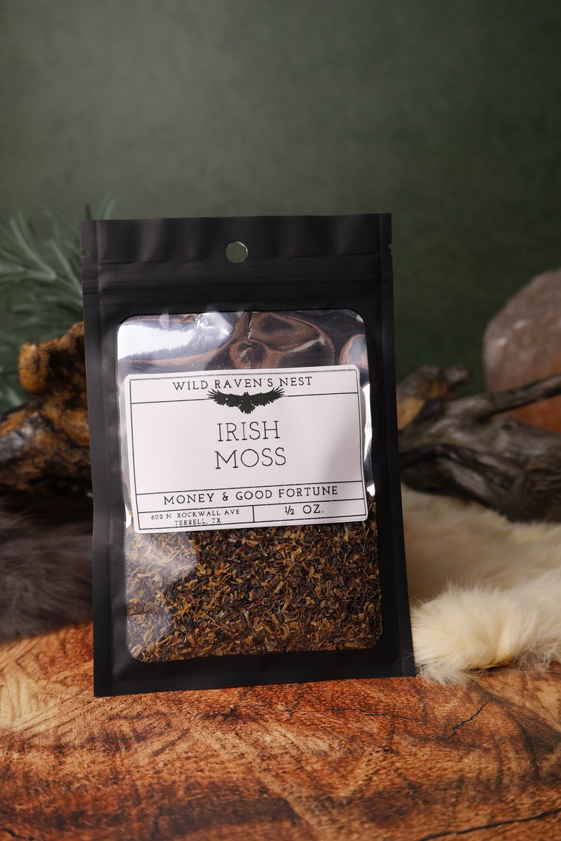 Irish Moss dried herb in a 1/2 oz Wild Raven's Nest bag, Money & Good Fortune