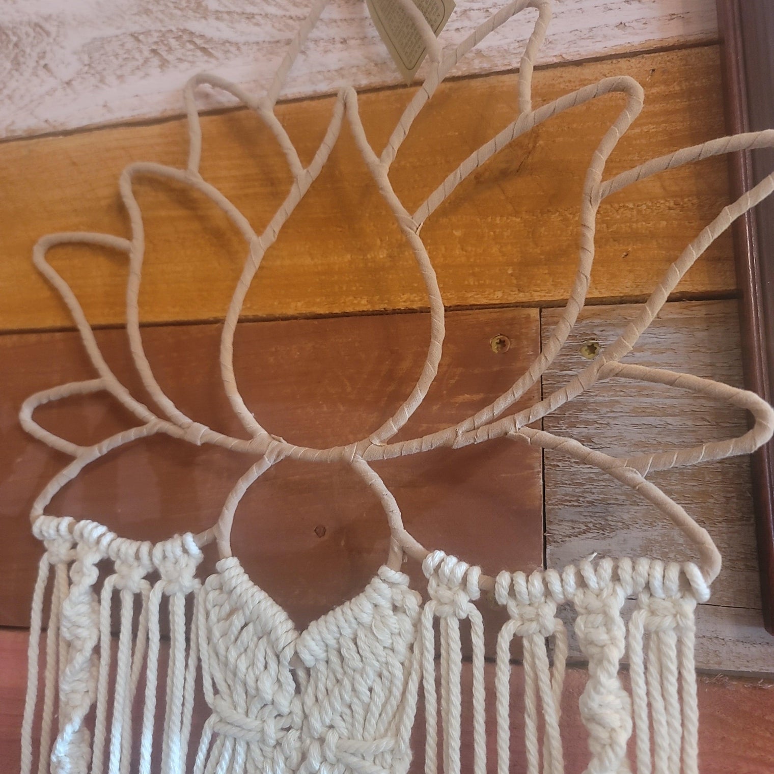 Lotus Macrame - Wild Raven