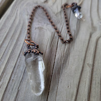 Raw clear Quartz Pendulum - Wild Raven