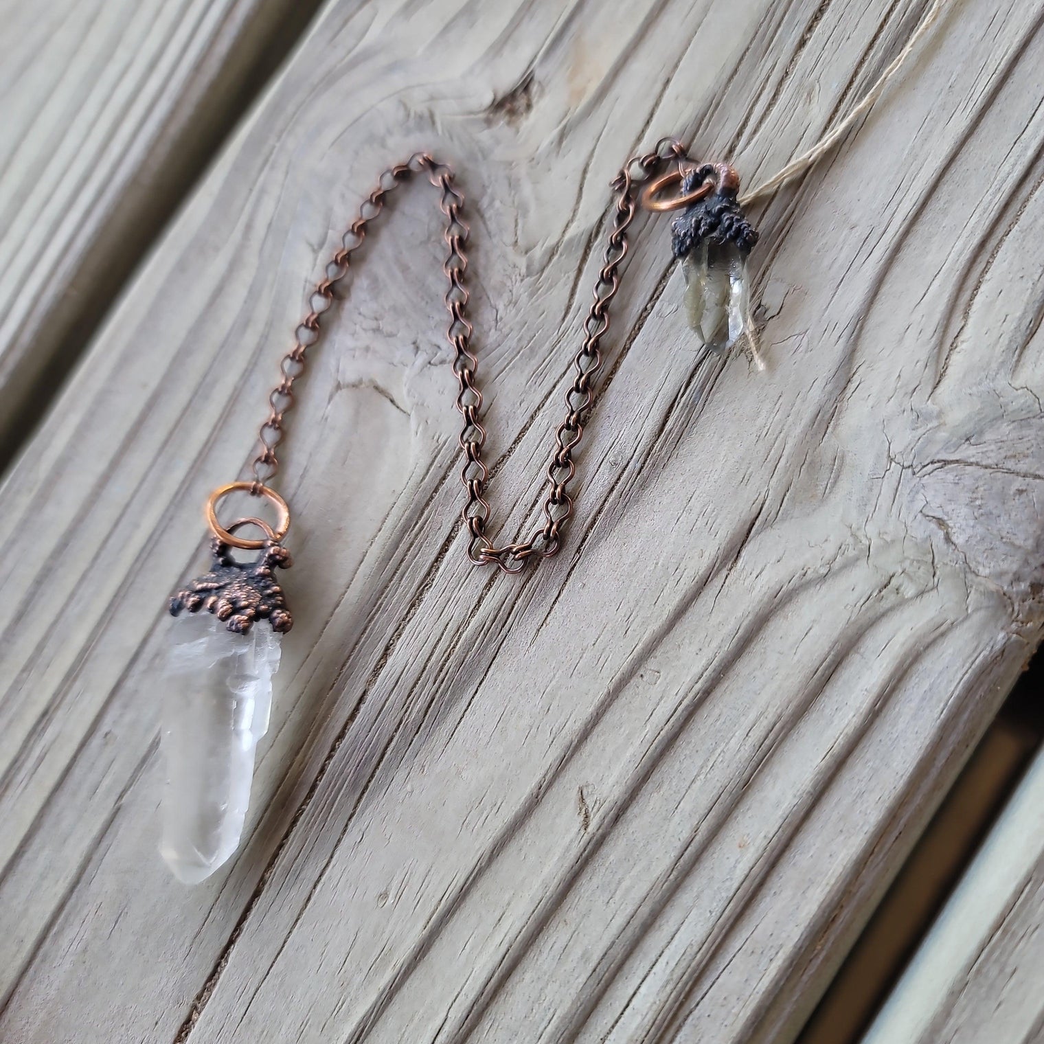 Raw clear Quartz Pendulum - Wild Raven