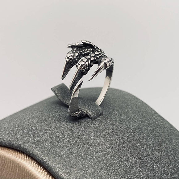 Stainless steel steel ring - Dragon claw - Wild Raven