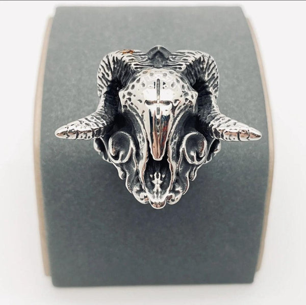 Viking horn skull Stainless steel Ring - Wild Raven