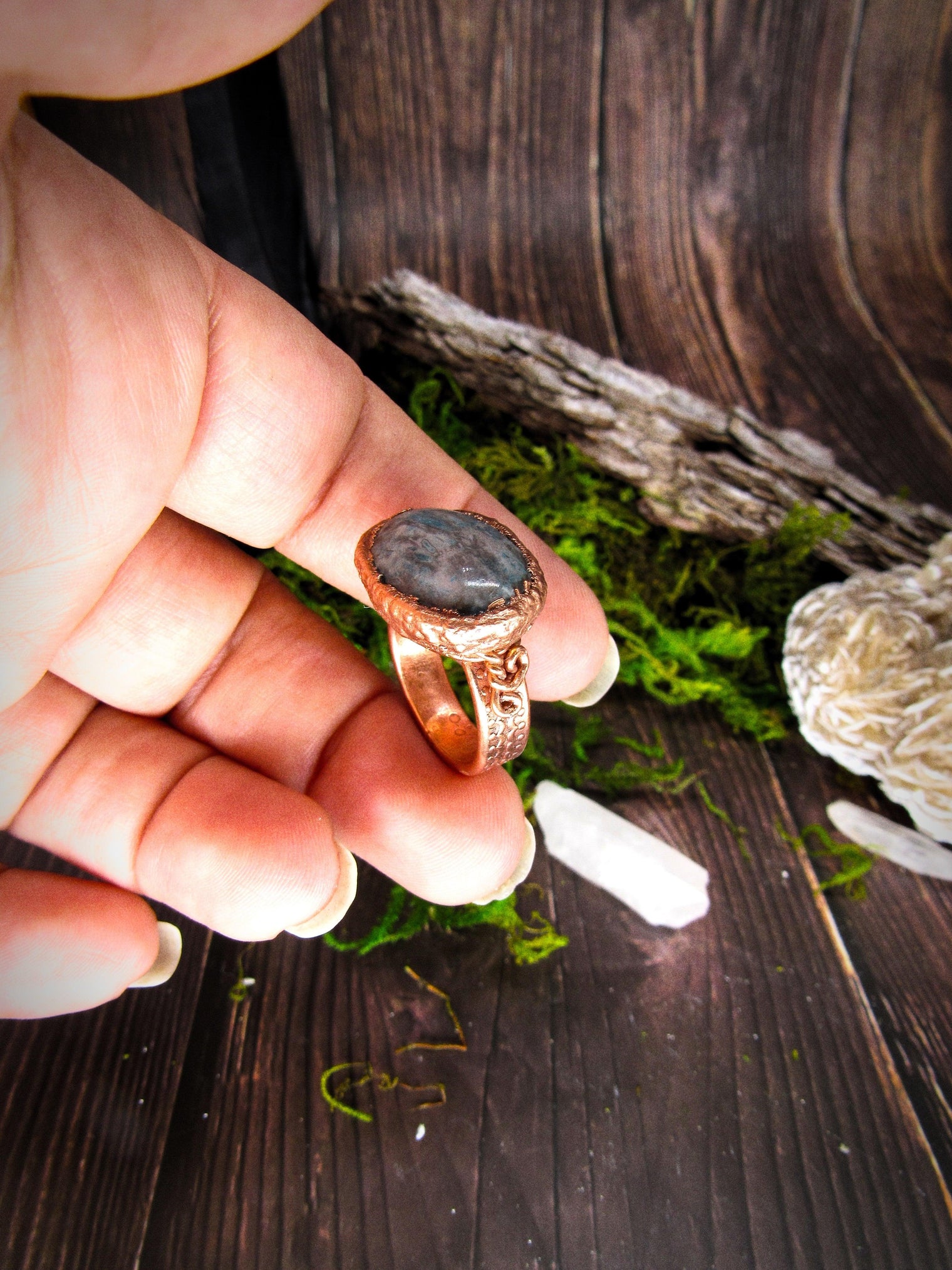 6½ Blue Agate Ring - Wild Raven