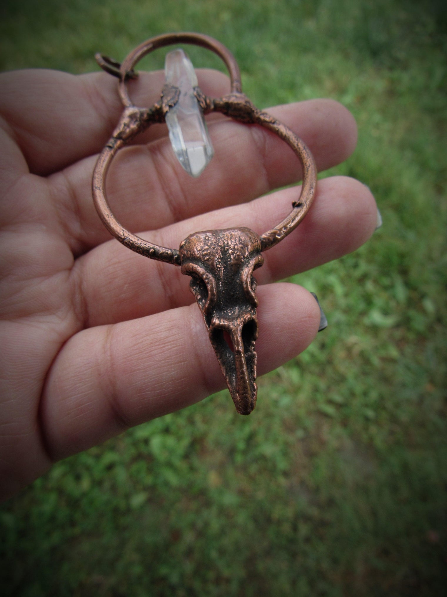 Quartz Crowned Raven Amulet - Wild Raven
